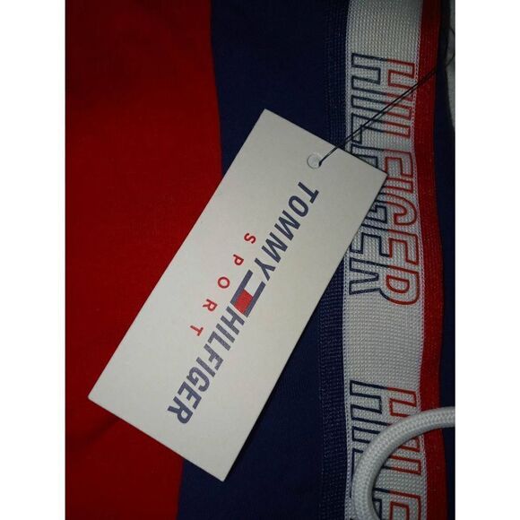 Tommy Hilfiger shorts - Picture 3 of 7